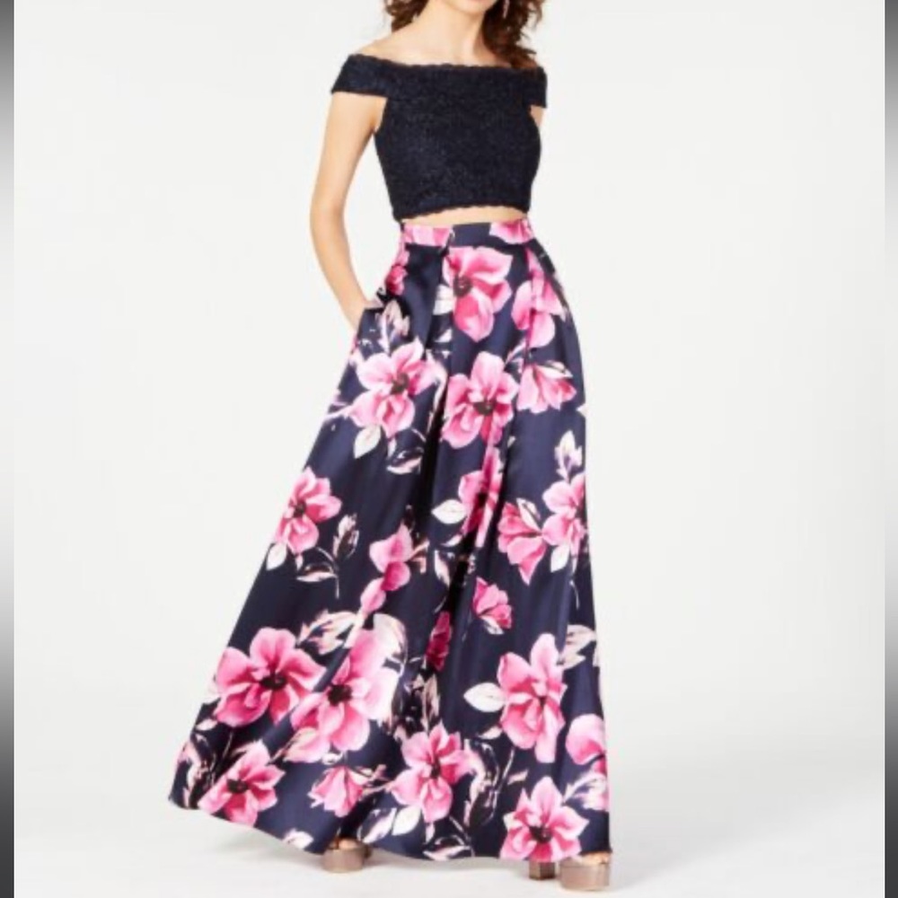 Speechless Women’s Juniors Floral Off Shoulder Dress (2 Pieces)